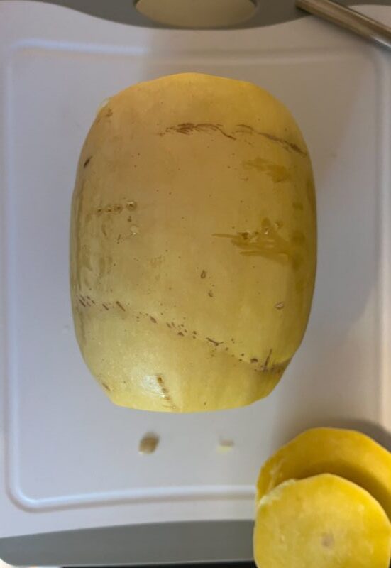spaghetti squash with 2 ends cut off