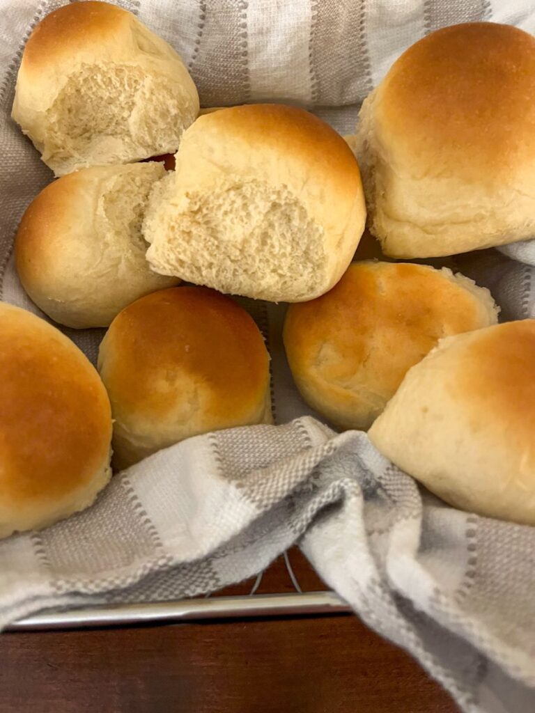 dinner rolls in a bread basket