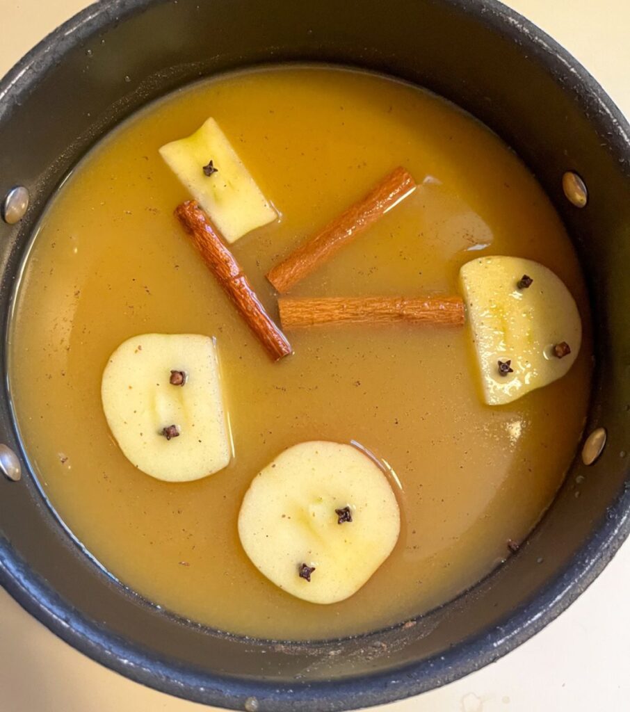 A pot of wassail before it has been simmered