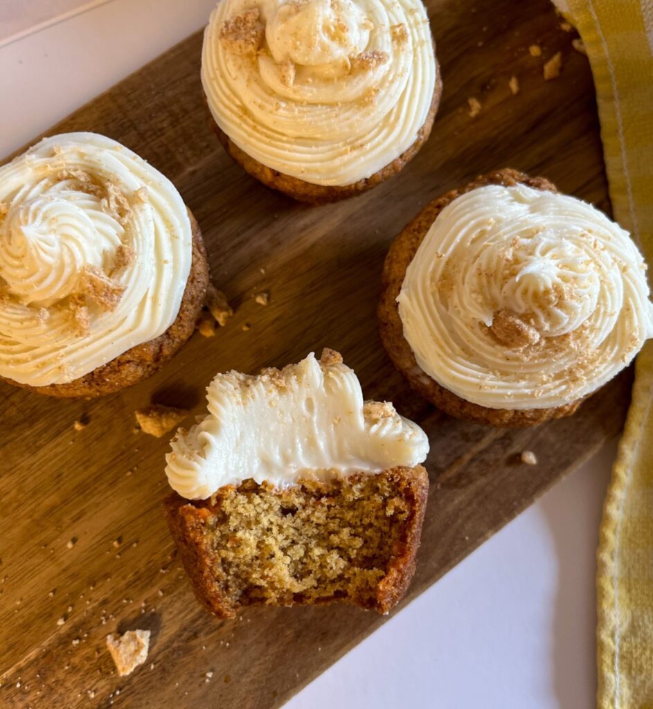 Eggless carrot cake cupcakes